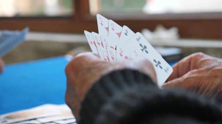 Quy Tắc Chặt Bài Và Các Trường Hợp Phạt Đền
